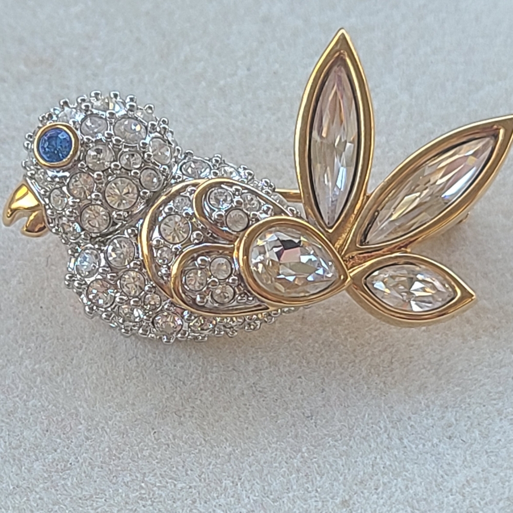 Swarovski Crystal & Blue/ Gold Tone Bird Swan Logo Brooch- Excellent Condition